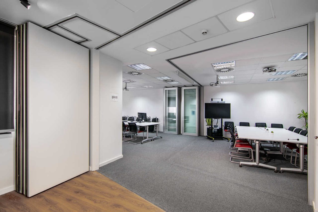 Salle de réunion — Nestlé — Vevey